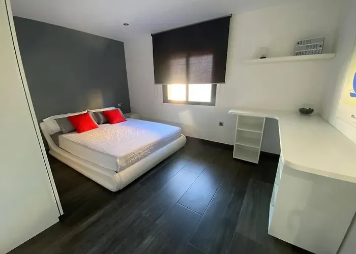 Agradable Casa Con Piscina